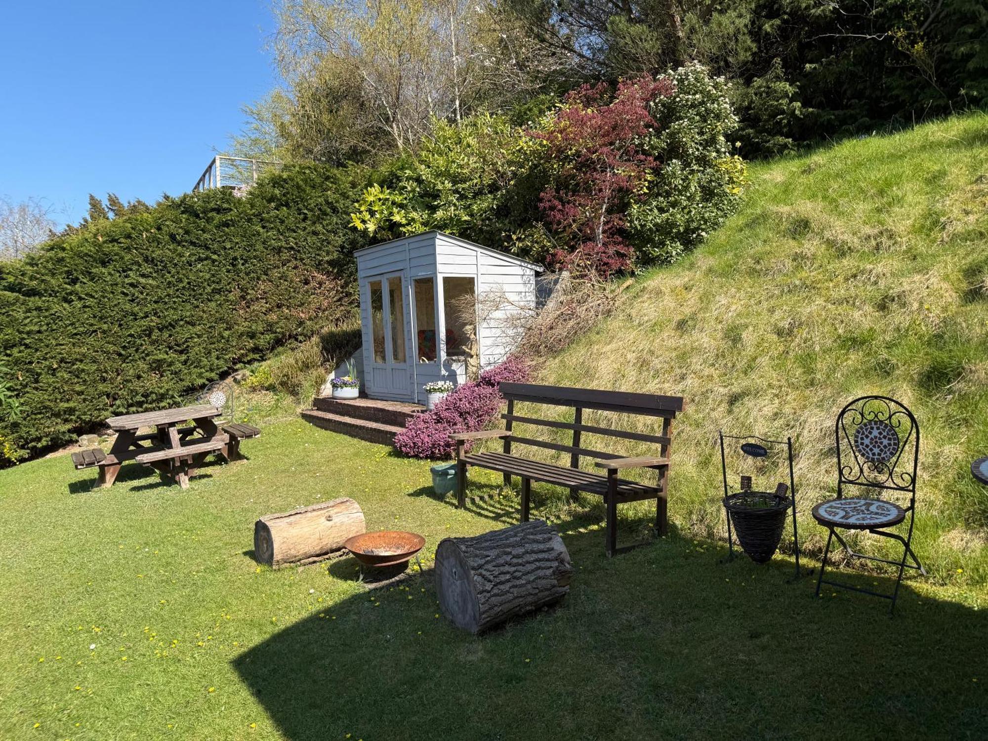 Hilltop Hut Church Stretton Exterior photo